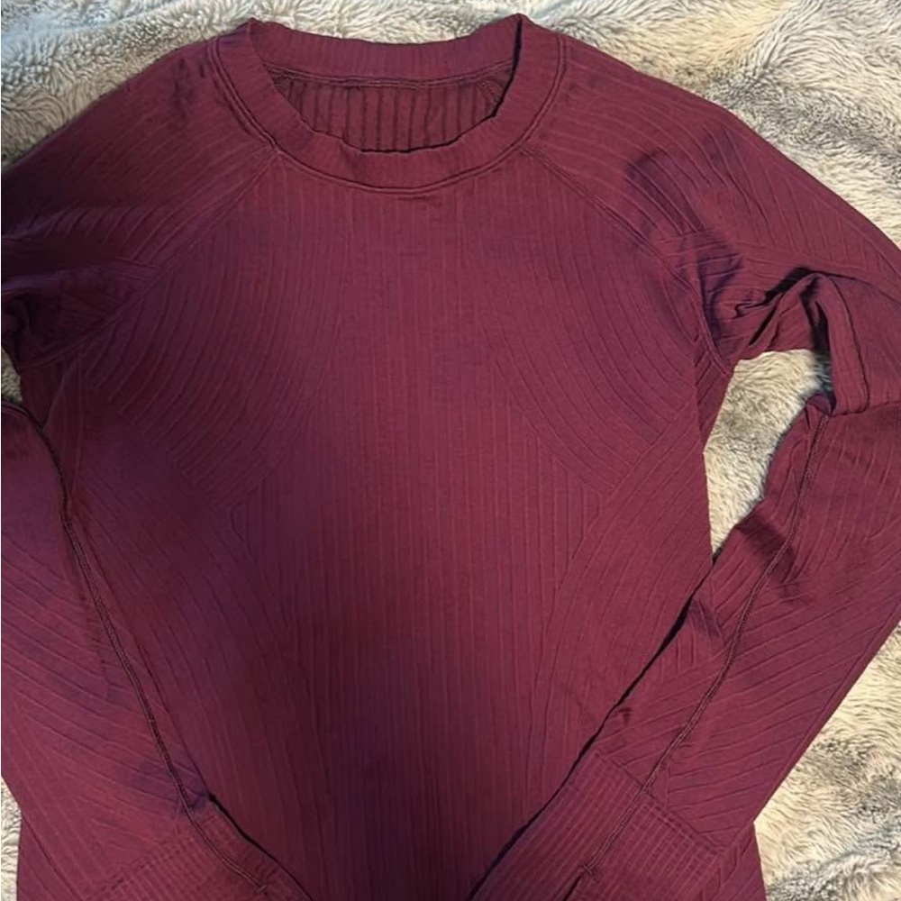 Lululemon Rest Less pullover. Size 6